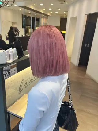 ミディアム brace 小笹花純のヘアスタイル