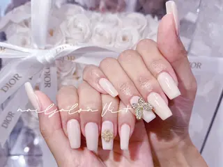 ネイル ✨Nailsalon Vi+✨のネイルデザイン