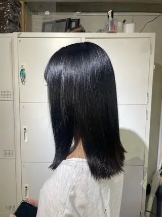 セミロング カラー ふかたさや🌟 艶感カラー🌟のヘアスタイル