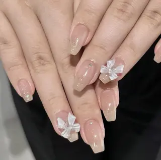 ネイル エリ🫧 nail池袋東口のネイルデザイン
