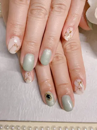 ネイル lulucharis nailのネイルデザイン