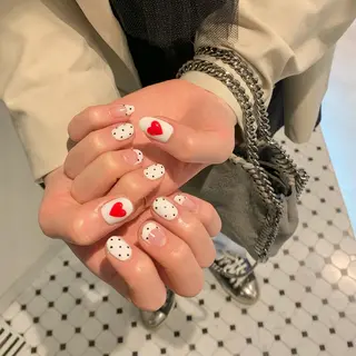 ネイル 藤原 胡桃のネイルデザイン