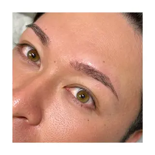 アイブロウ mugimugi所属・mugimugi 🌸エレカの眉毛・アイブロウイメージ