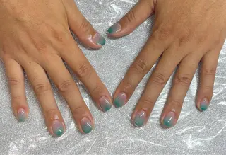 ネイル VIERU 🌈🎀💖のネイルデザイン