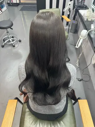 カラー やぶかみ りんのヘアスタイル