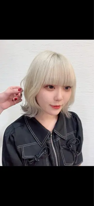 ミディアム 🌺名古屋ハイトーン デザインSOLA🌺のヘアスタイル
