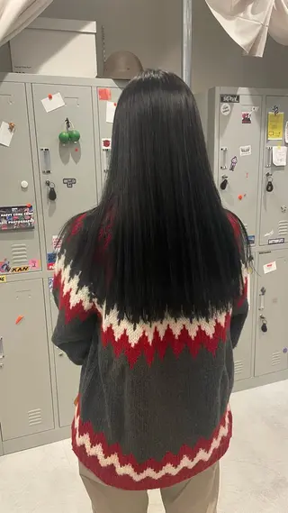 ロング カラー 大庭 渚紗のヘアスタイル