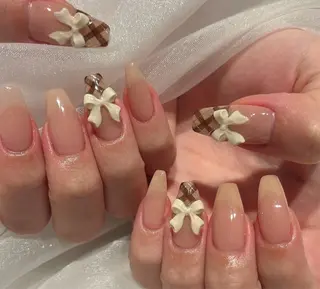 ネイル D-BEAUTY Nailsalonのネイルデザイン