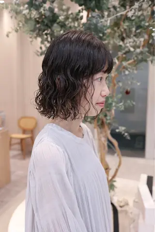 ミディアム パーマ 小川 光のヘアスタイル