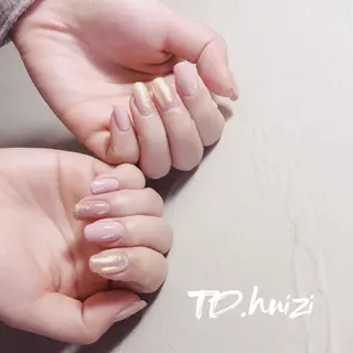 ミディアム めぐみのネイルサロン スタッフ練習のネイルデザイン