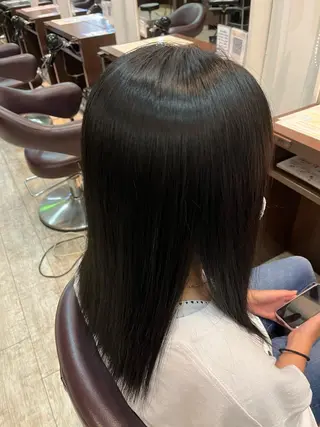 ミディアム 古川 安紀のヘアスタイル