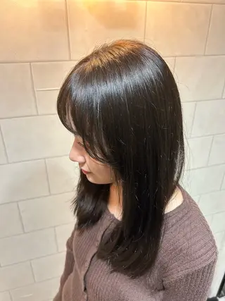 カラー HANABUSA御経塚店所属・播磨 茉侑のヘアスタイル