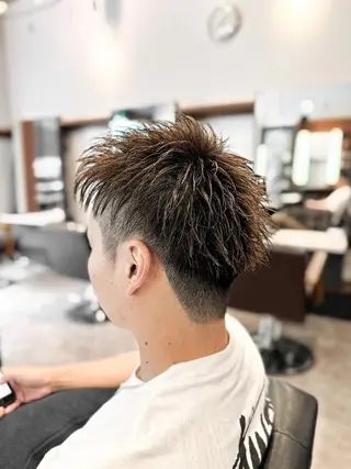 ショート カラー パーマ ヘアアレンジ メンズ キッズ ブリーチカラー🔥 パーマ【佐々木凌平】のヘアスタイル