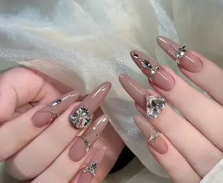 ネイル Pure&Rich Nailのネイルデザイン
