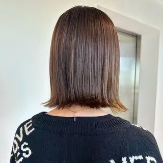 ミディアム カラー ブリーチなし/レイヤ ー特化🌈Tommyのヘアスタイル