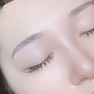 アイブロウ 瞳に光が入るパーマ /パリエク🎀キラのマツエク・マツパデザイン