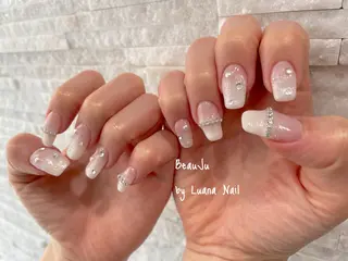 ネイル BeauJu by Luana Nailのネイルデザイン