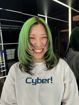 ミディアム ふかじ/複雑履歴修正 縮毛矯正ブリーチのヘアスタイル