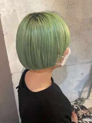 カラー STELLA 小林優真のヘアスタイル