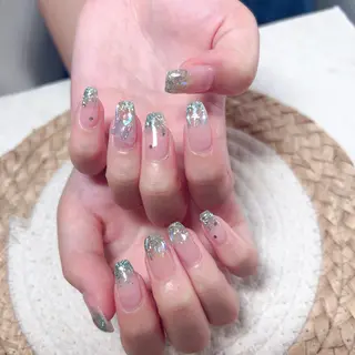 ネイル Maggie Nail🦩のネイルデザイン
