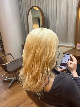 セミロング ブリーチカラー/ 平塚/Hana🌼のヘアスタイル