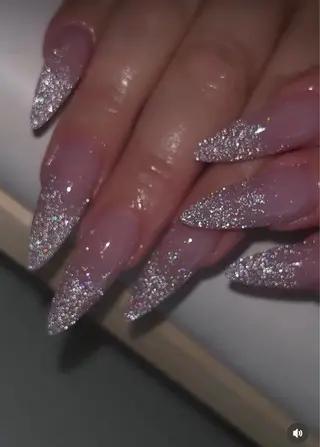 ネイル snazzy Anzuのネイルデザイン