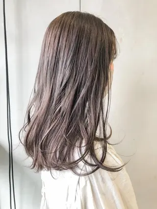 ミディアム カラー 圧倒的透明感カラー nana🦕のヘアスタイル