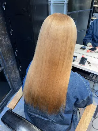 ロング 🫐ハイトーンカラー RIRIKA🌻のヘアスタイル