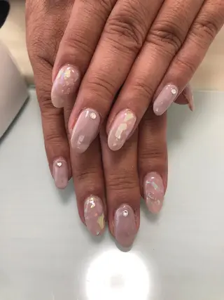 ネイル 石谷 詩織のネイルデザイン