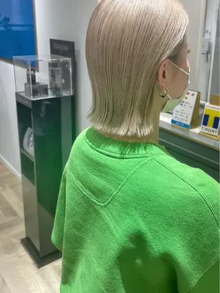ミディアム 山根 賢樹のヘアスタイル