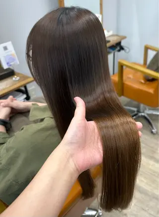 ロング カラー COCO .のヘアスタイル