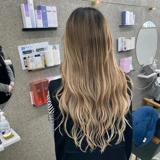 Lull1人美容室 バレイヤージュのヘアスタイル