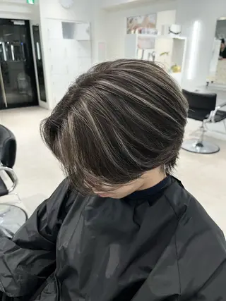 カラー 透明感カラー✨🩵 韓国ヘアkanatoのヘアスタイル