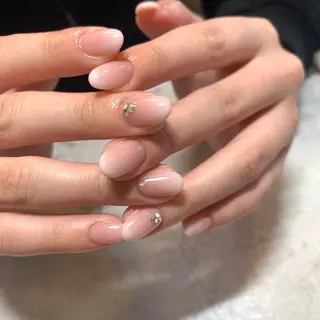 ネイル 岩本 真のネイルデザイン