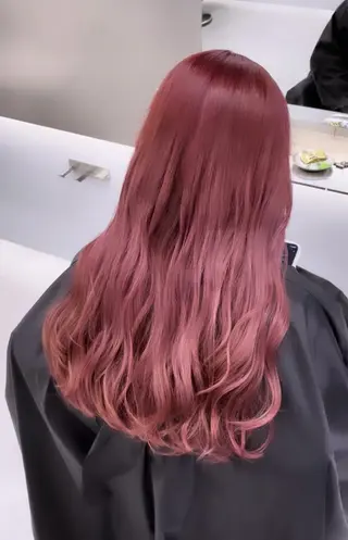 ロング カラー 黒田 優里 🎀🫧のヘアスタイル