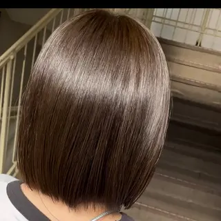 ショート 🧸赤み消し🐾 ラベンダ/ミルクティのヘアスタイル