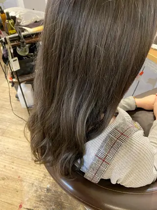 ロング カラー ヘアアレンジ 🐼加藤 佳穂🐾のヘアスタイル