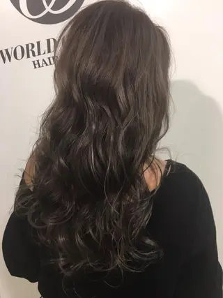 カラー 夜23時まで予約🉑 reverieあきらのヘアスタイル