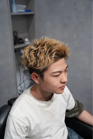 ショート カラー パーマ メンズ 新宿No.1パーマ師 💈コウヨウ💈のヘアスタイル