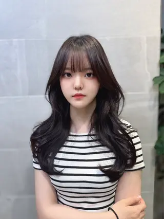 ロング のり🐼顔まわり/ 韓国/レイヤーカットのヘアスタイル