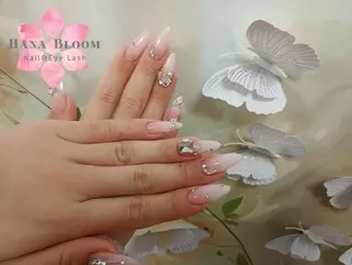 ネイル Hana Bloom Nail💜Akiのネイルデザイン
