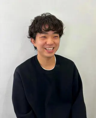 パーマ メンズ 栗崎 菜弥のヘアスタイル