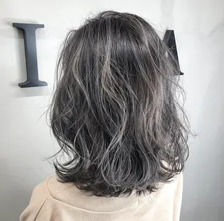 カラー ミディアム ANGELICA LABO 梅田店のヘアスタイル