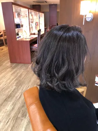 ミディアム カラー 川本 あゆのヘアスタイル
