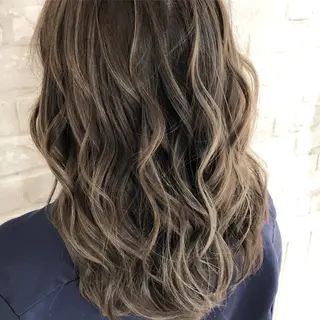 ミディアム 白井 秀太郎のヘアスタイル