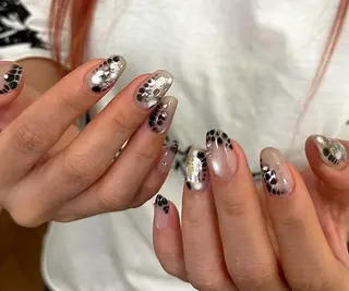 ネイル Pure&Rich Nailのネイルデザイン