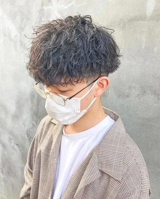 パーマ メンズ SCENEbyRAD helmのヘアスタイル