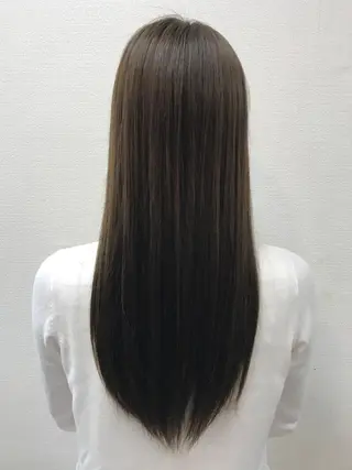 ロング カラー 吉森 満俊のヘアスタイル