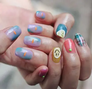 ネイル yachikonail所属・ネイリスト risaのネイルデザイン