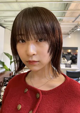 ミディアム カラー パーマ CEINE OURのヘアスタイル